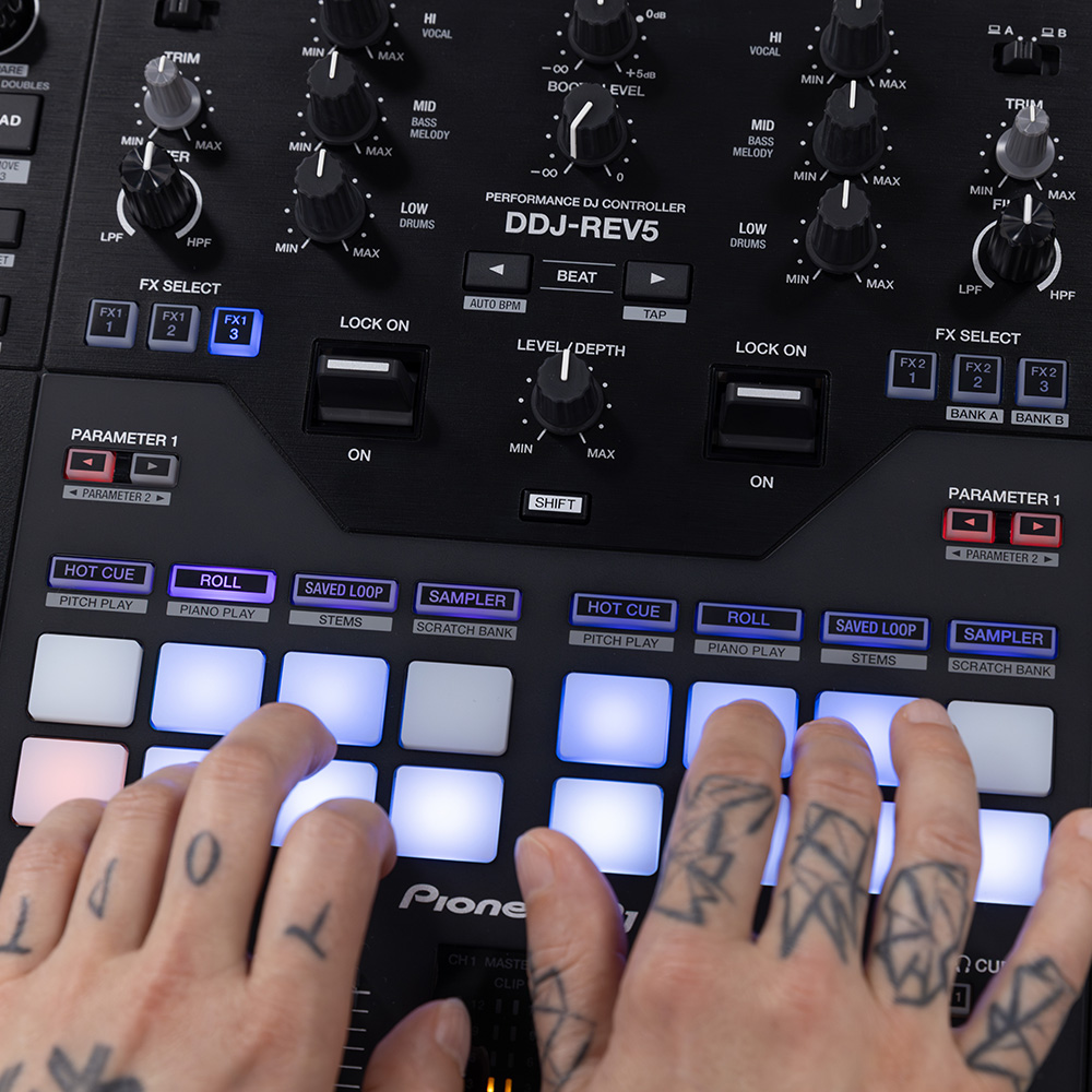 Pioneer DDJ-REV5 - open-format vinyl-style DJ controller built for battles  and scratching - RouteNote Blog