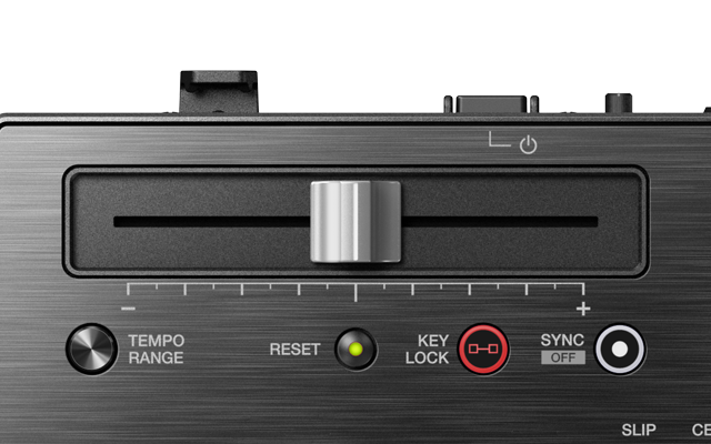 Pioneer DDJ-REV7 - Paquete de controlador de DJ con soporte ajustable para  computadora portátil para DJs, auriculares de monitoreo, cables esenciales