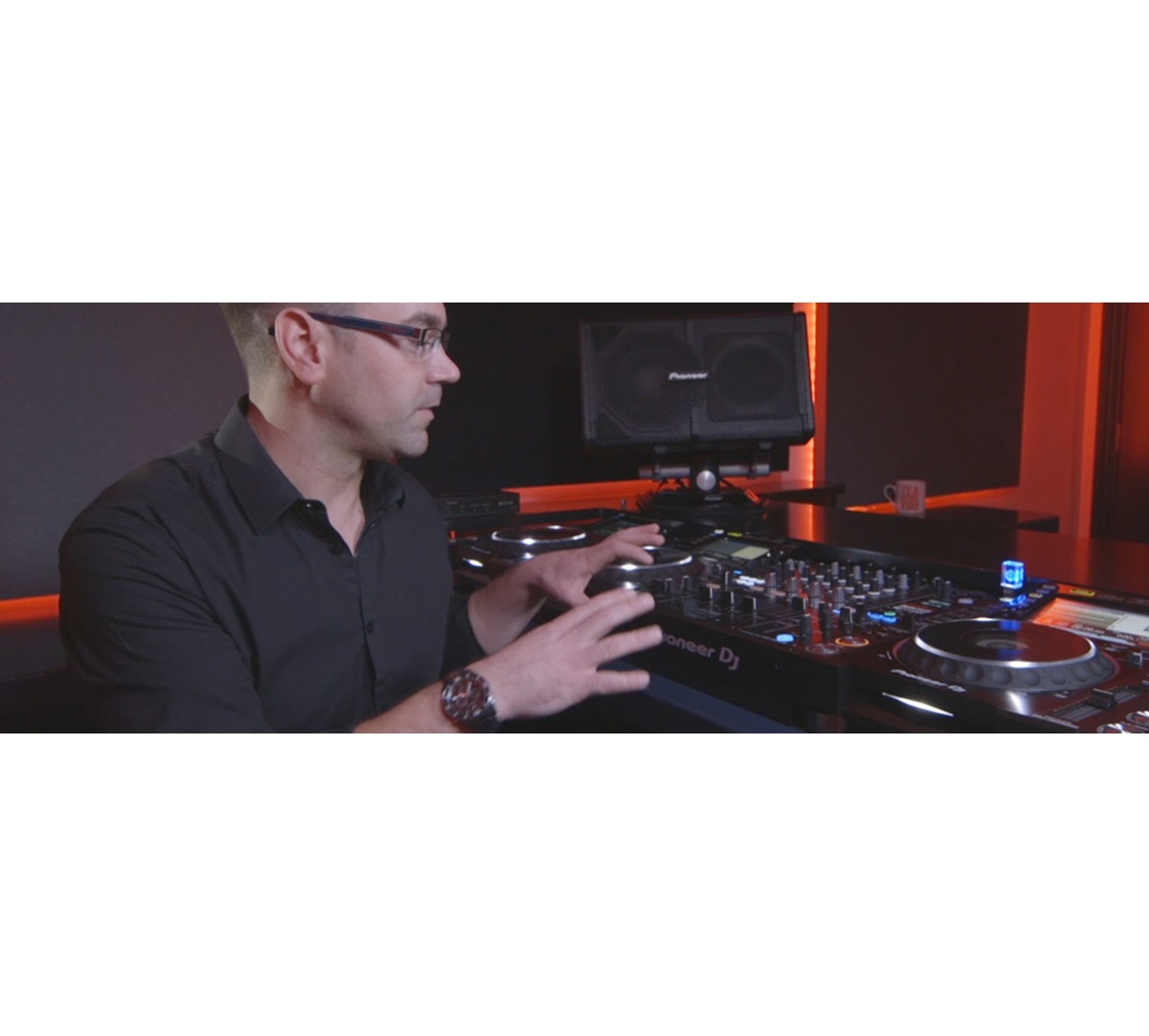 DJM-900NXS2 intro video thumb