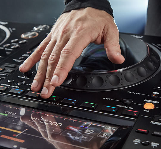 CDJ-3000-W - Professional DJ multi player CDJ-3000-W - Professional DJ multi player