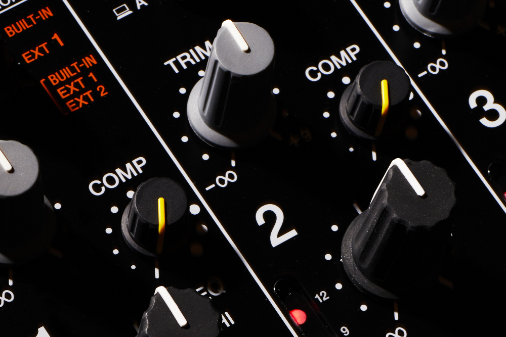 Compressor knob on each channel